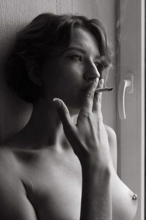 2017-10-12-bree-haze-last-cigarette