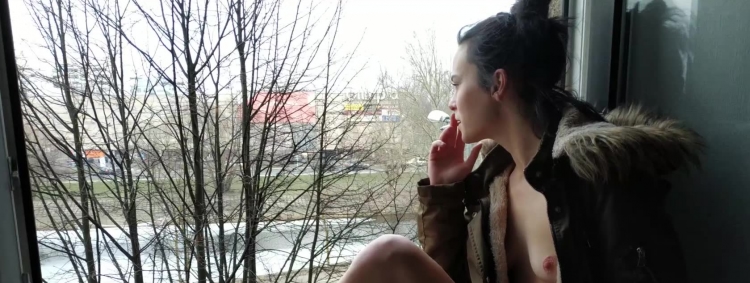 2019-10-18-bella-tion-smokes-on-the-window-and-shows-her-naked-body