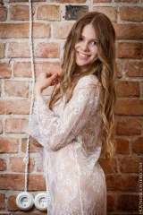Evelina beautiful babe naked at the wall Preview picture 2