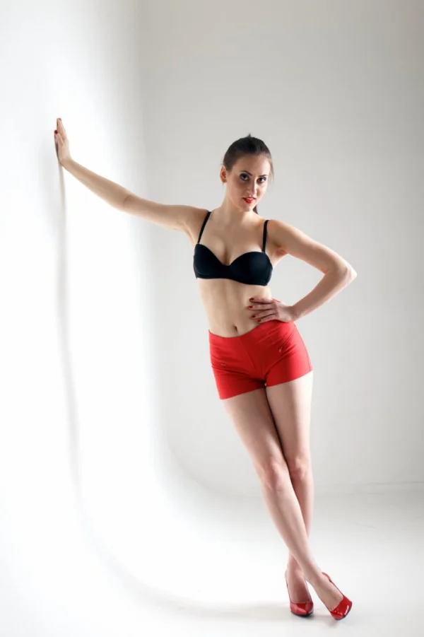 Selena nude photosession backstage Video Cover