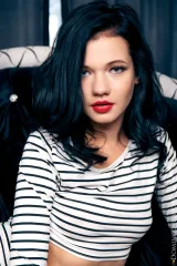 Serena Lewis striped Preview picture 3