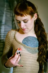Bryla Lets The Pins Bite Her Tattooed Skin Preview picture 6