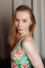 Inviting Milf Vi Ezra Opens Up in Artistic Nude Session Preview picture 3